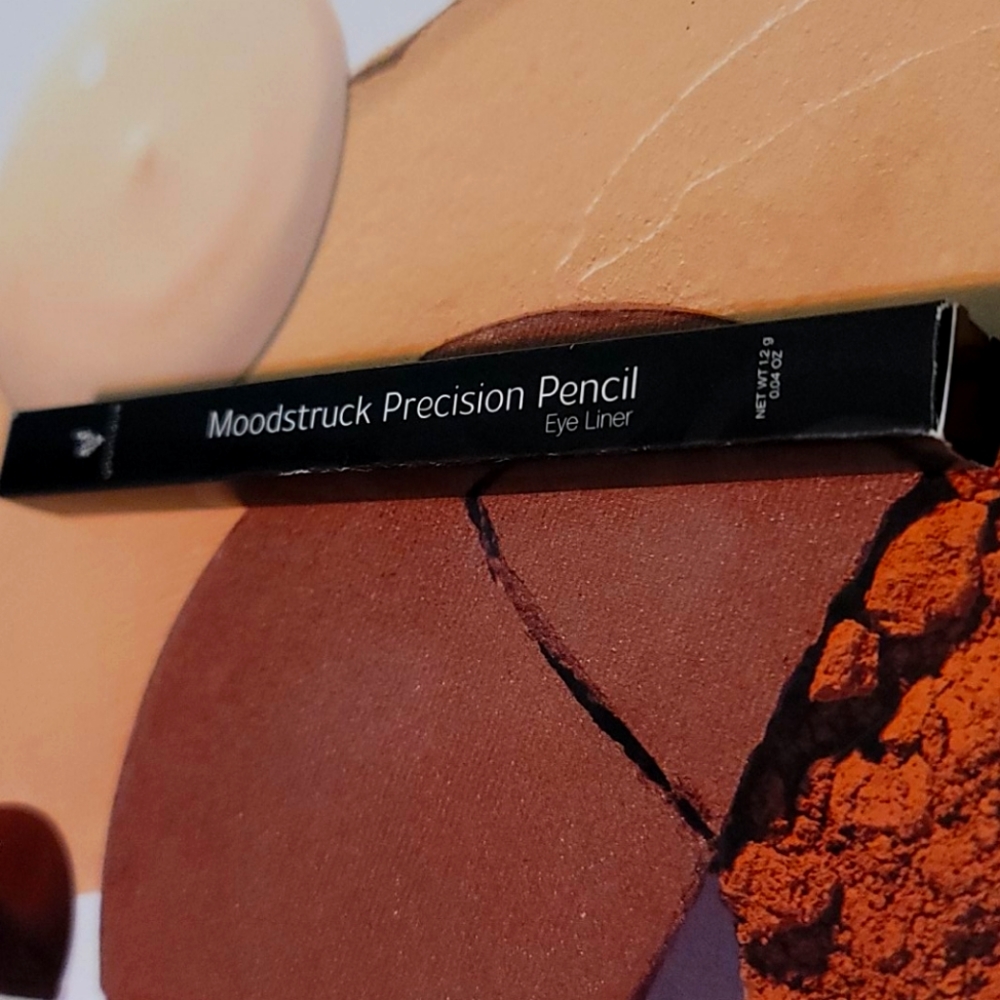 Moodstruck Precision Pencil Eyeliner